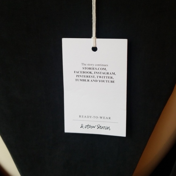 BLACK DRESS CUT OUT BACK - Picture 6 of 6